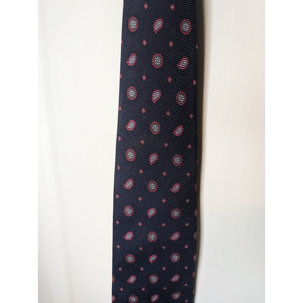 Club Room Navy Paisley Medallion 50oz Silk Tie Woven in England Handmade USA